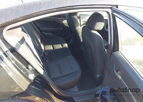 2018 Hyundai Elantra Se из США, поврежденный, VIN 5NPD74LFXJH397421